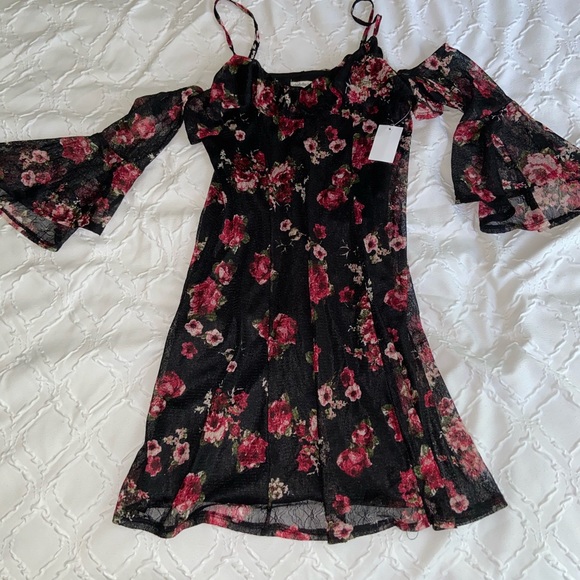 Floral lace dress - Picture 2 of 2